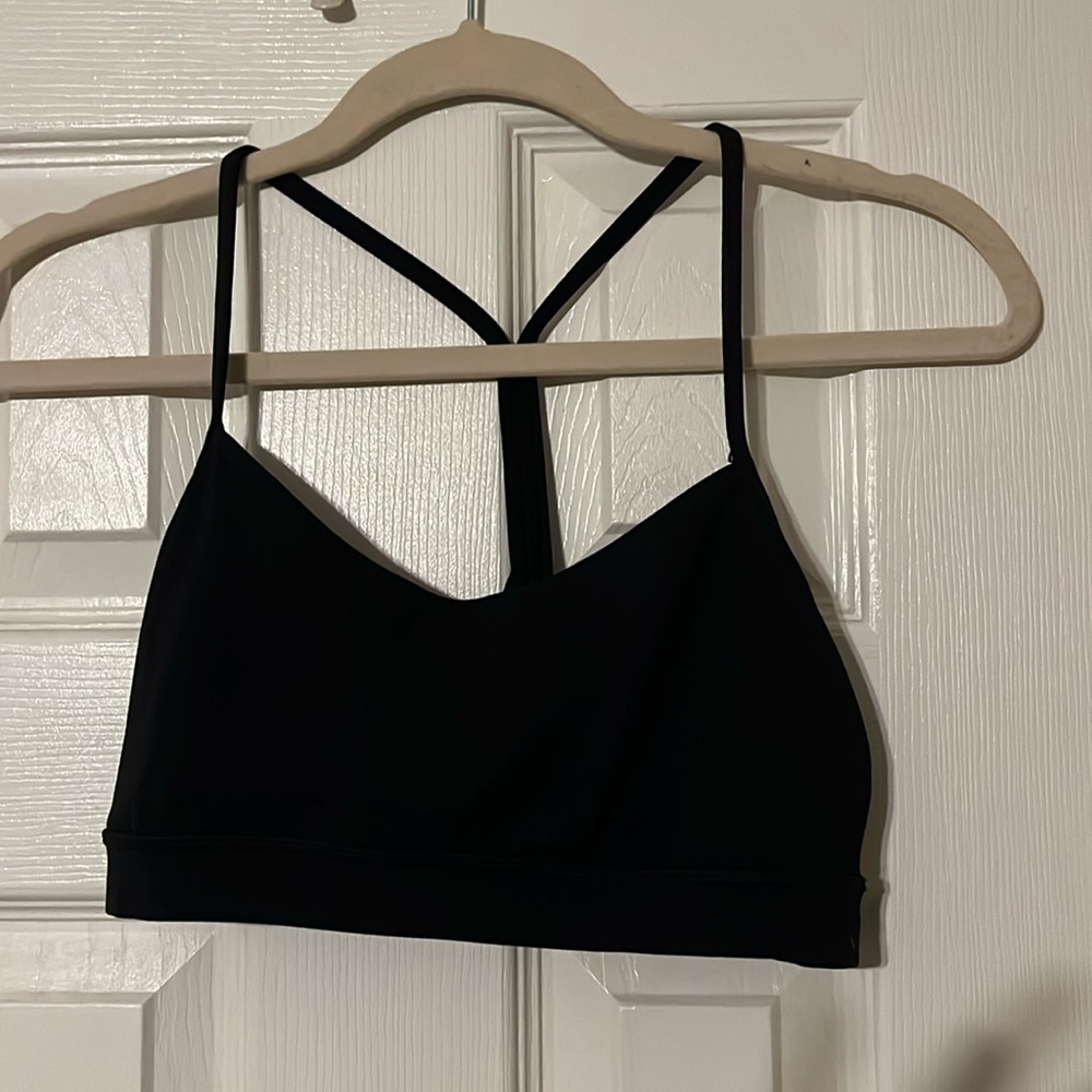 Lululemon black strappy sports bra size Small/Medium